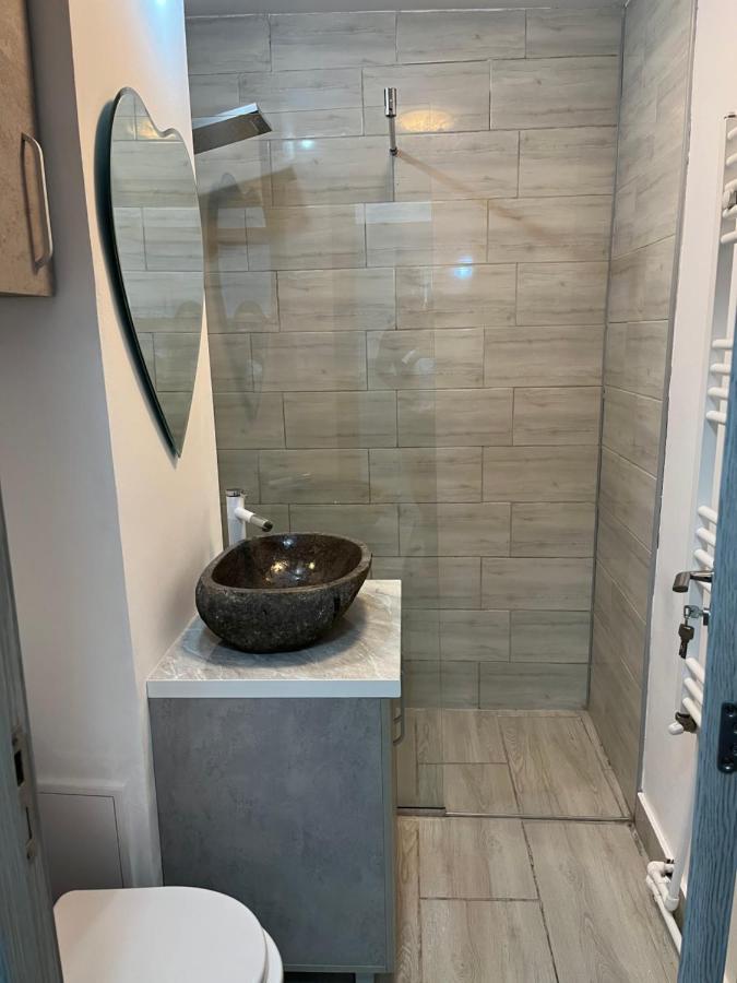 Home Sweet Home Apartment With 3 Rooms Μπουζάου Εξωτερικό φωτογραφία